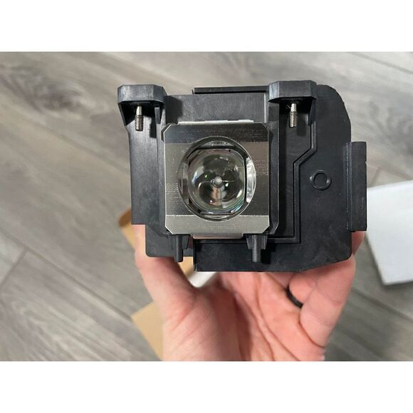 YOSUN v13h010l85 Replacement lamp for Epson Powerlite Home Cinema Projector - Picture 5 of 9